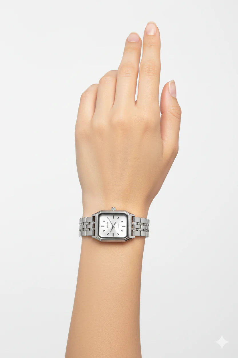 Montre Casio Carrée Femme Acier Argenté
