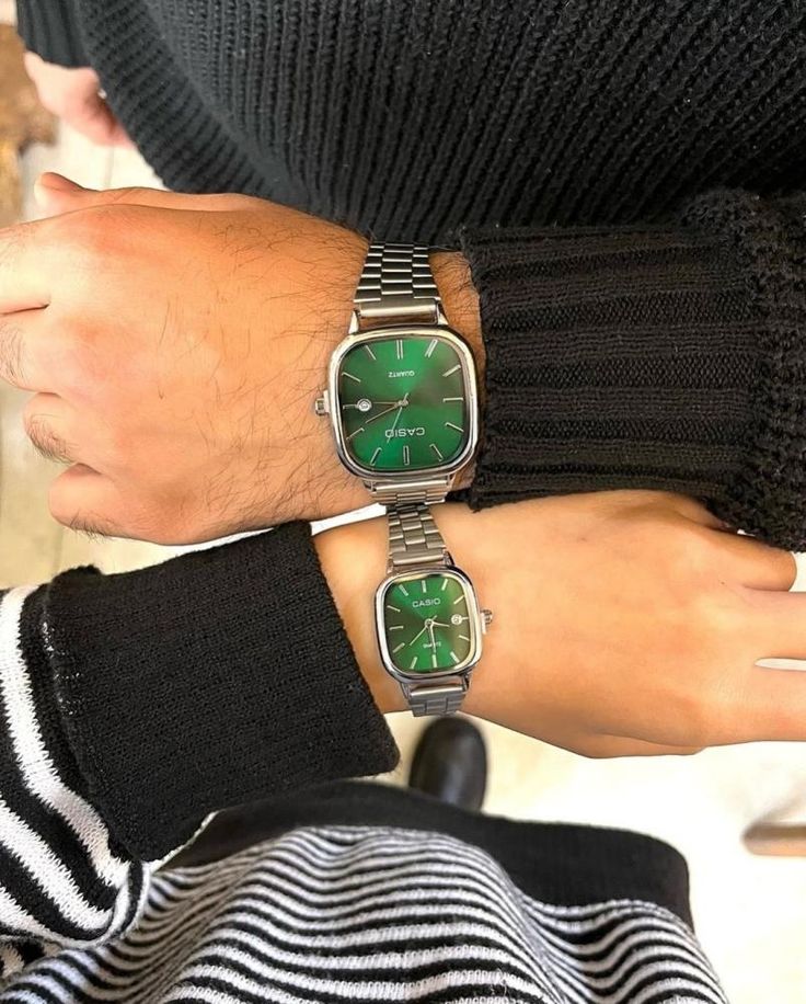 Montres Casio Couple - Élégance Verte pour Homme & Femme